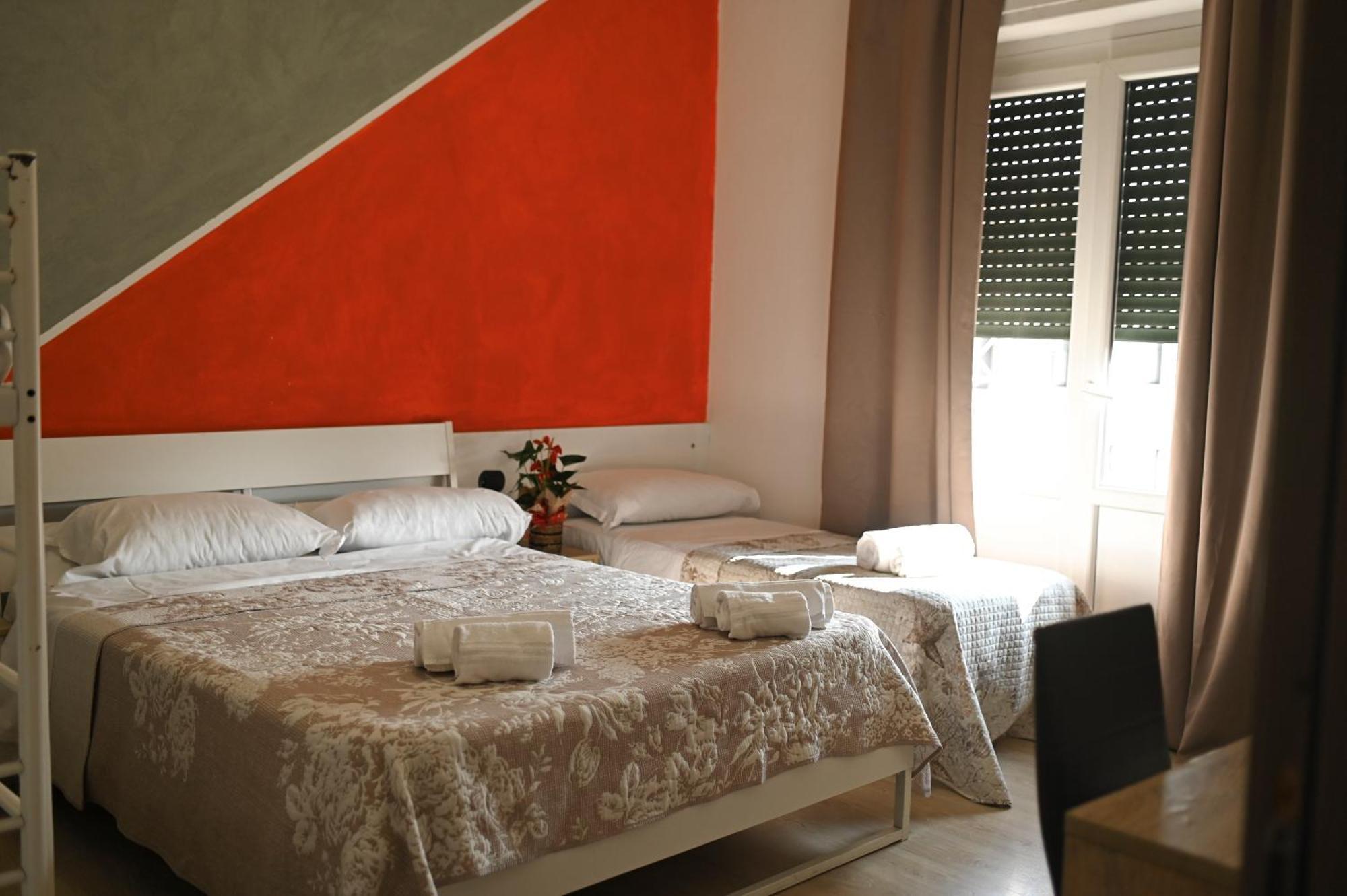La Gloria Rho Private Rooms Only Bagian luar foto