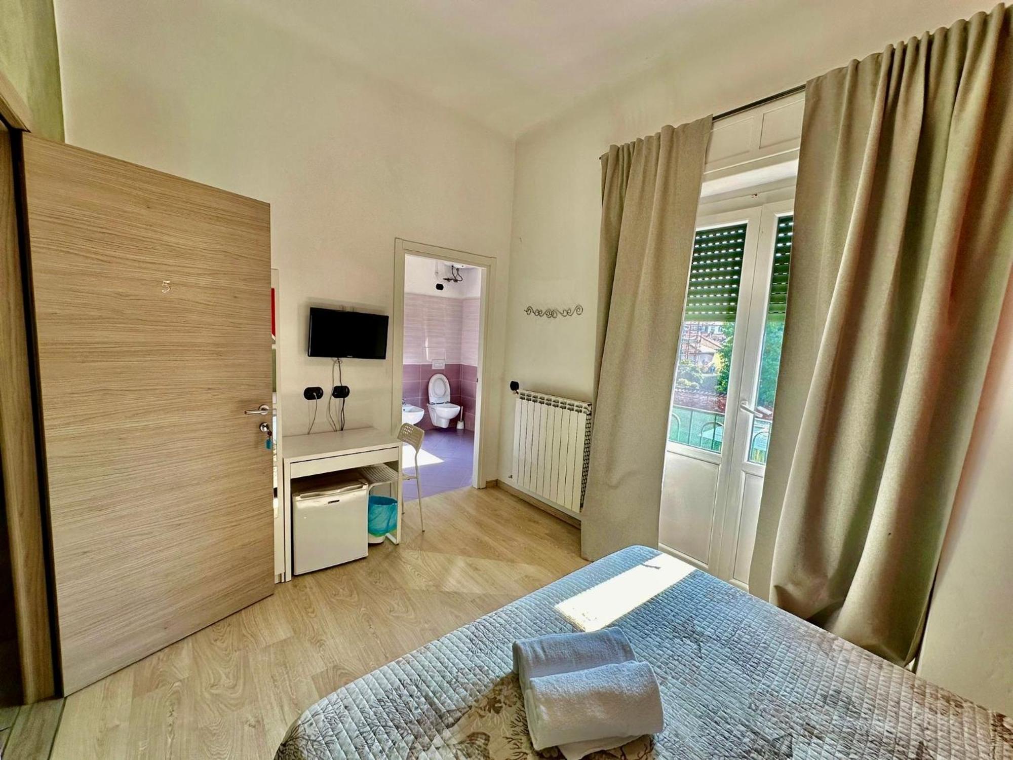 La Gloria Rho Private Rooms Only Bagian luar foto